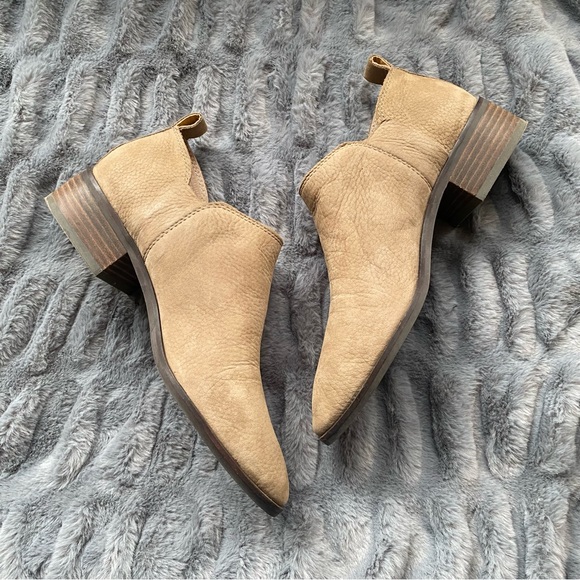 LUCKY BRAND BOOTIES - Picture 9 of 9